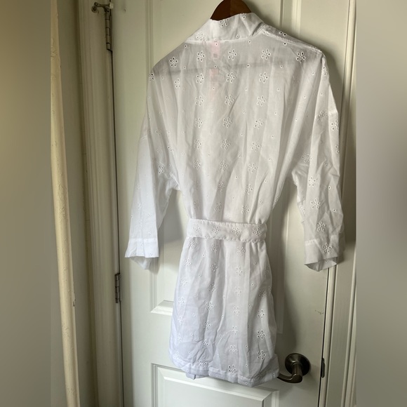 Victoria’s Secret Robe - Picture 4 of 7